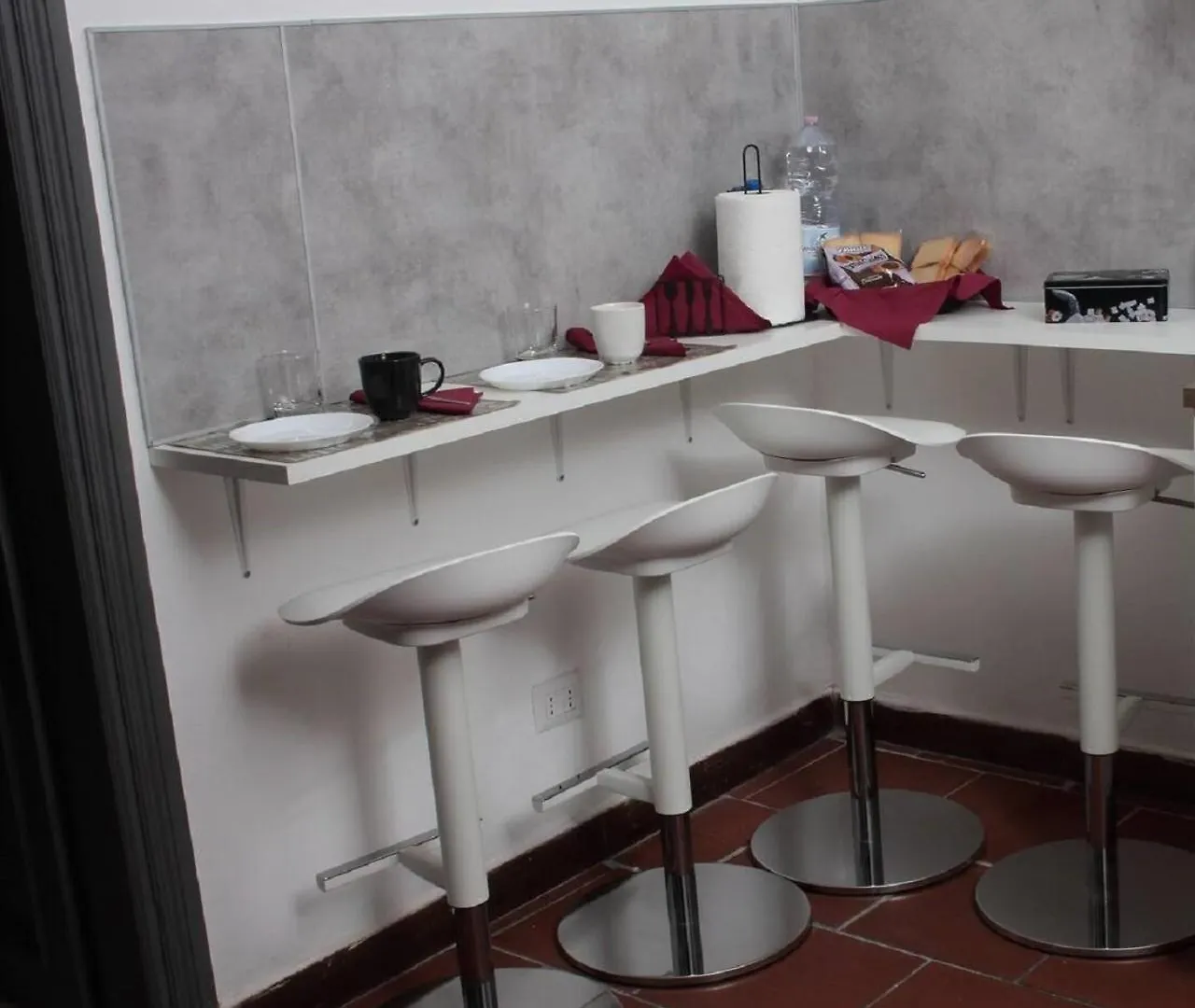 Vatican Canal Apartment 9-11 Rome